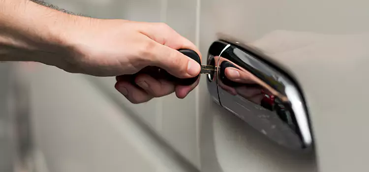 Why Choose Our Auto Locksmith Team in Lombard, IL?