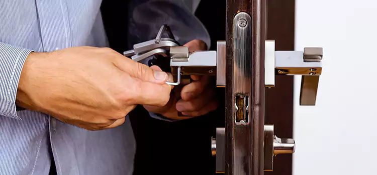Commercial Door Lock Repair Lombard