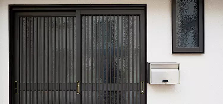 Sliding Screen Door Repair Lombard